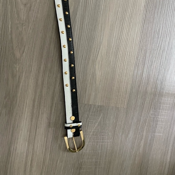 ST.JOHN white black women belt size s - Picture 6 of 6